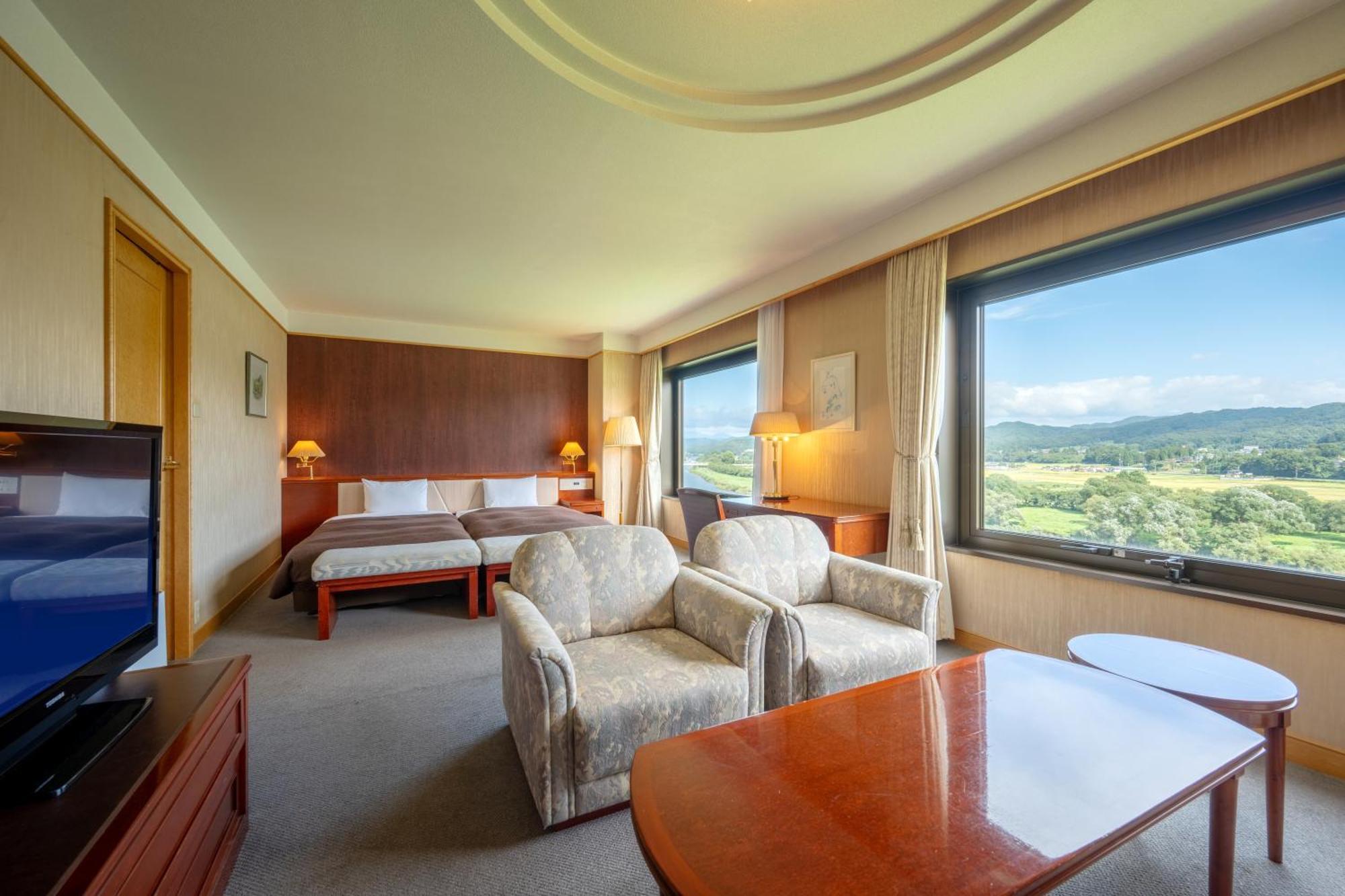 Hotel City Plaza Китаками Экстерьер фото
